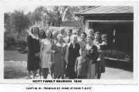 Hoyt Reunion Clinton, MI 1944